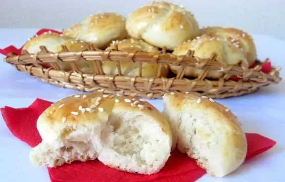 Česnakinės bandelės su sūriu | Receptas