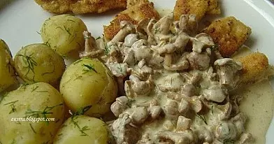 Vištienos kepsneliai su voveraitėmis | Receptas