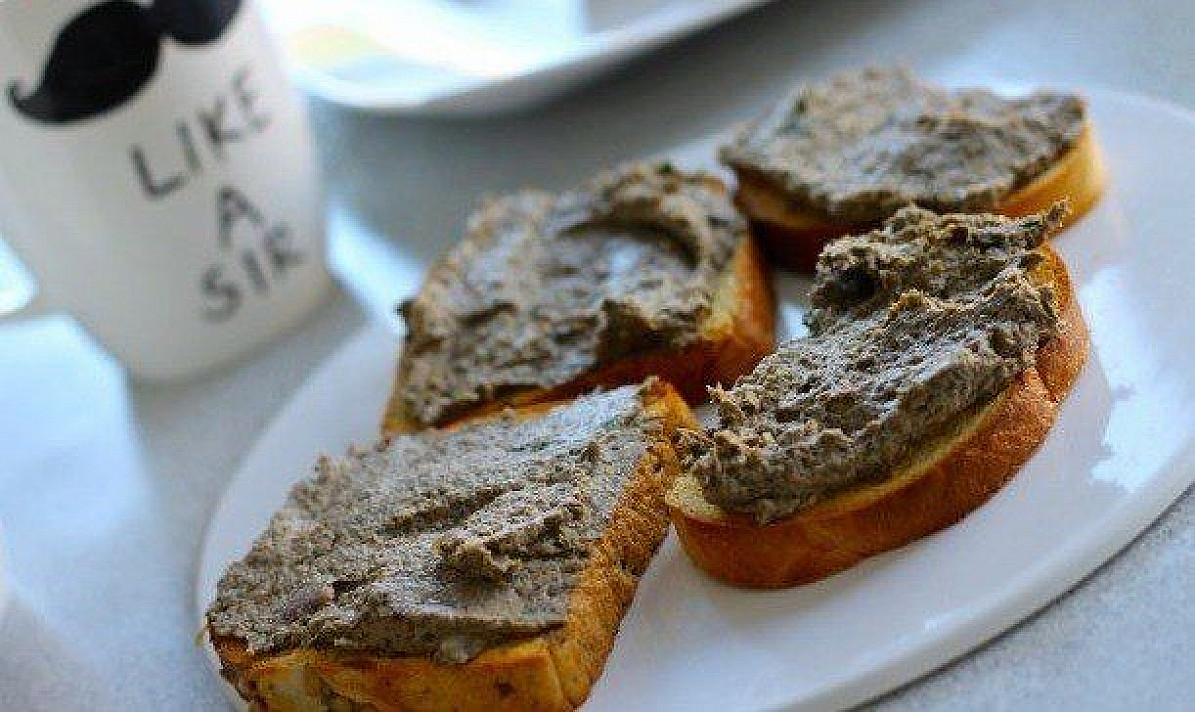 Grybų paštetas Receptas