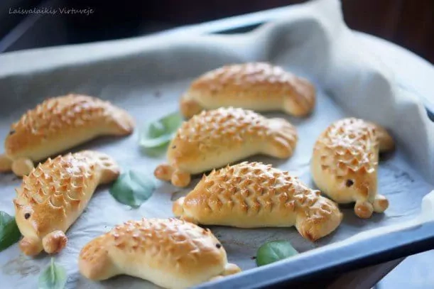 Bandelės su vištienos ir grybų įdaru "Auksinės žuvelės"