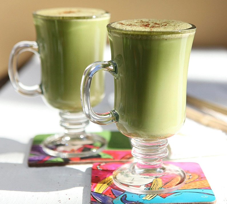 Matcha latte kava